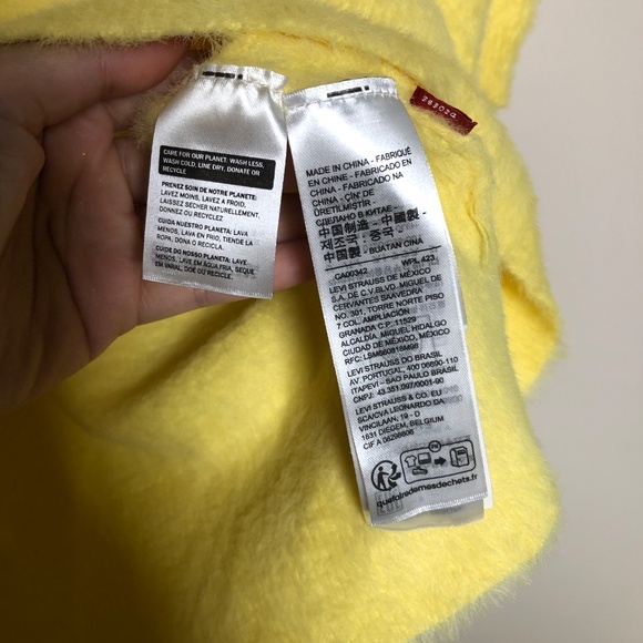 NWT Levi's Womens Yellow Fuzzy Sweater - Picture 6 of 7